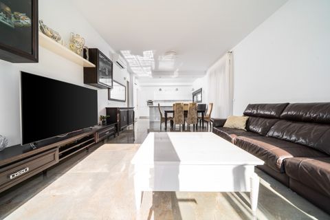 Villa a La Marina, Alicante, La Marina - € 1.491.600 | Ref: 6078 - foto 11